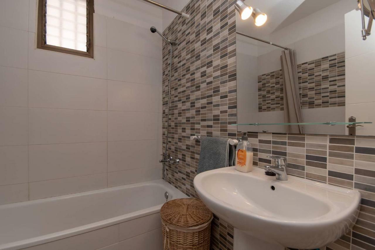 Great 2 Beds Apartment Los Cristianos Los Cristianos  Exteriör bild